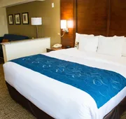 Comfort Suites El Paso Airport hotel detail image 7