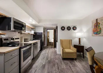 Revel Hotel Minot, SureStay Collection by Best Western hotel thumbnail 7