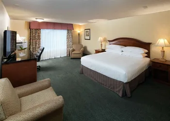 Red Lion Hotel Eureka hotel thumbnail 6