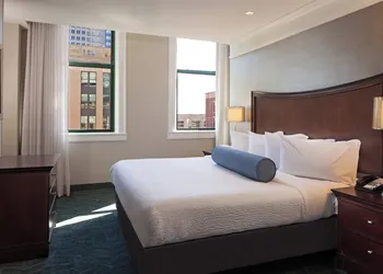 Springhill Suites Marriott Baltimore Downtown/Inner Harbor hotel thumbnail 6