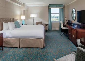 Delta Hotels by Marriott Bessborough hotel thumbnail 7