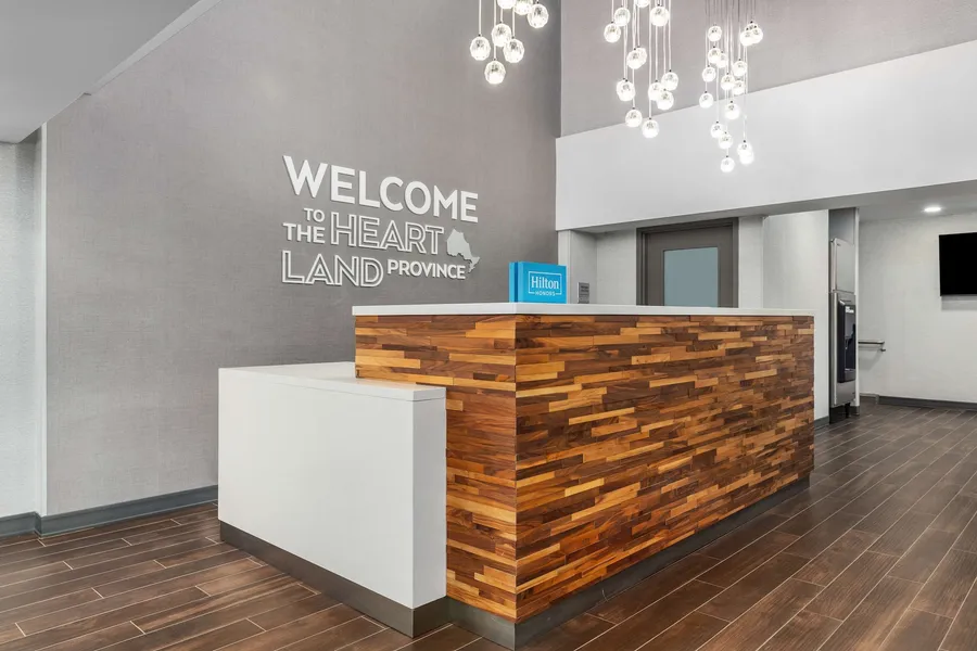 Hampton Inn & Suites by Hilton Toronto Downtown hotel detail image 6
