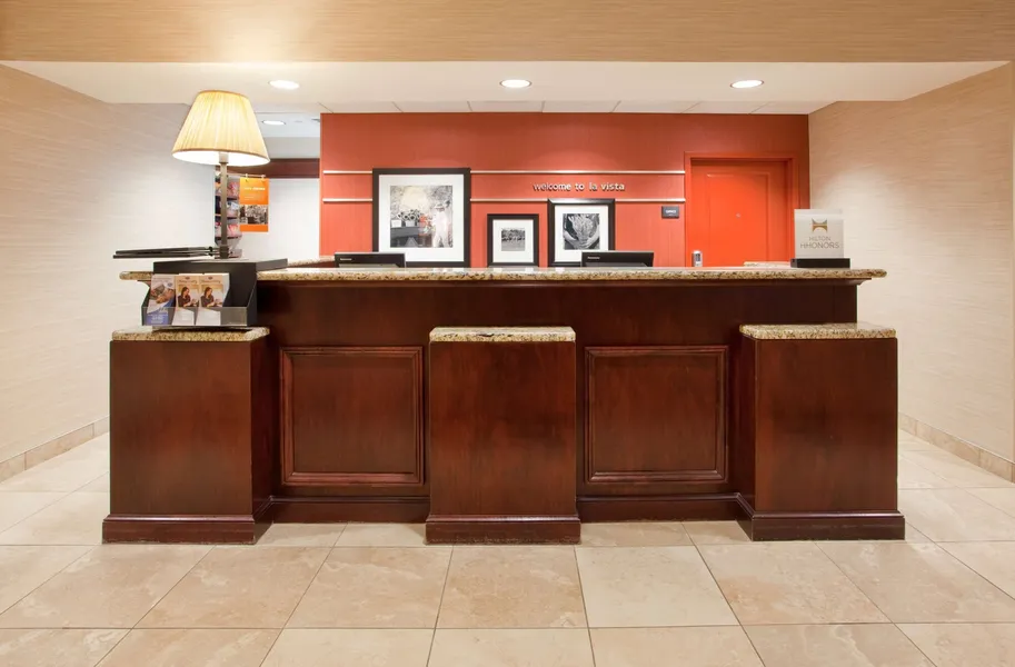 Hampton Inn & Suites Omaha Southwest-La Vista hotel detail image 2