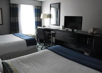 Holiday Inn Express Janesville - I-90 & US Hwy 14 by IHG hotel thumbnail 3