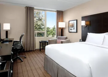 Delta Hotels by Marriott Sault Ste. Marie Waterfront hotel thumbnail 6