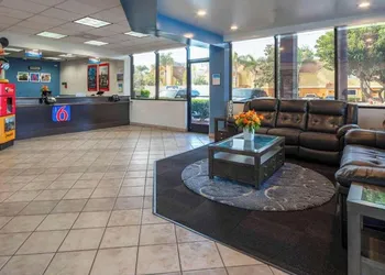 Motel 6 Anaheim Maingate hotel thumbnail 3
