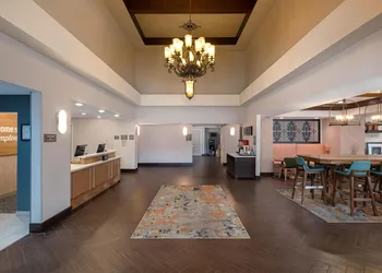 Hampton Inn & Suites Fresno hotel thumbnail 3