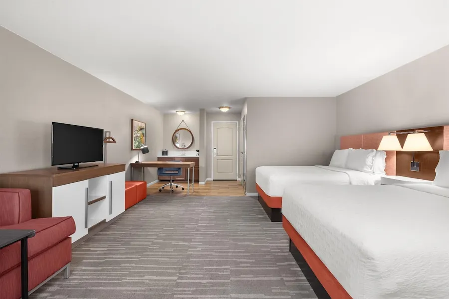 Hampton Inn & Suites Fresno hotel detail image 6