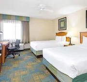 La Quinta Inn & Suites by Wyndham El Paso East hotel detail image 4