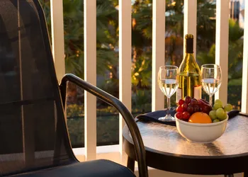 The Marina Inn on San Francisco Bay hotel thumbnail 6