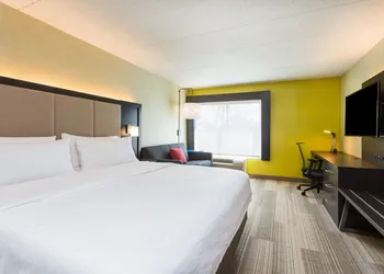 Holiday Inn Express Lorton by IHG hotel thumbnail 4