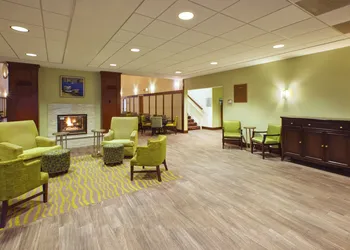 Hampton Inn & Suites Providence/Warwick-Airport hotel thumbnail 2
