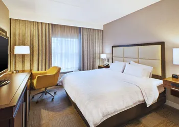 Hampton Inn & Suites Providence/Warwick-Airport hotel thumbnail 7