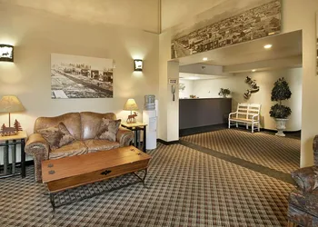Ramada by Wyndham Anchorage hotel thumbnail 2