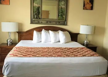 Ramada by Wyndham Anchorage hotel thumbnail 6