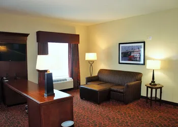 Hampton Inn & Suites Cincinnati/Uptown-University Area hotel thumbnail 8