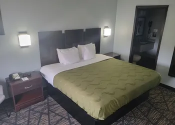 Quality Inn Grand Rapids Near Dowtown hotel thumbnail 7