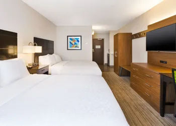 Holiday Inn Express Waldorf by IHG hotel thumbnail 3