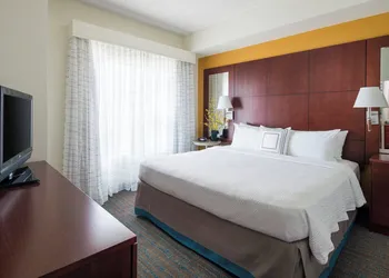 Residence Inn by Marriott Phoenix Desert View at Mayo Clinic hotel thumbnail 8