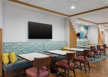 Hampton Inn Lake Charles hotel thumbnail 2