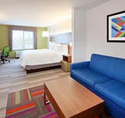 Holiday Inn Express & Suites Clovis-Fresno Area by IHG hotel detail image 3