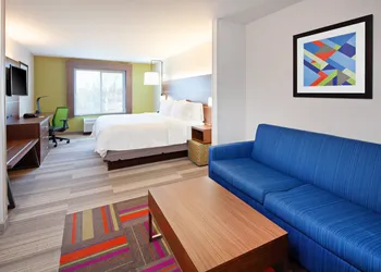 Holiday Inn Express & Suites Clovis-Fresno Area by IHG hotel thumbnail 3