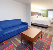 Holiday Inn Express & Suites Clovis-Fresno Area by IHG hotel detail image 4