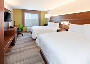 Holiday Inn Express & Suites Clovis-Fresno Area by IHG hotel thumbnail 5