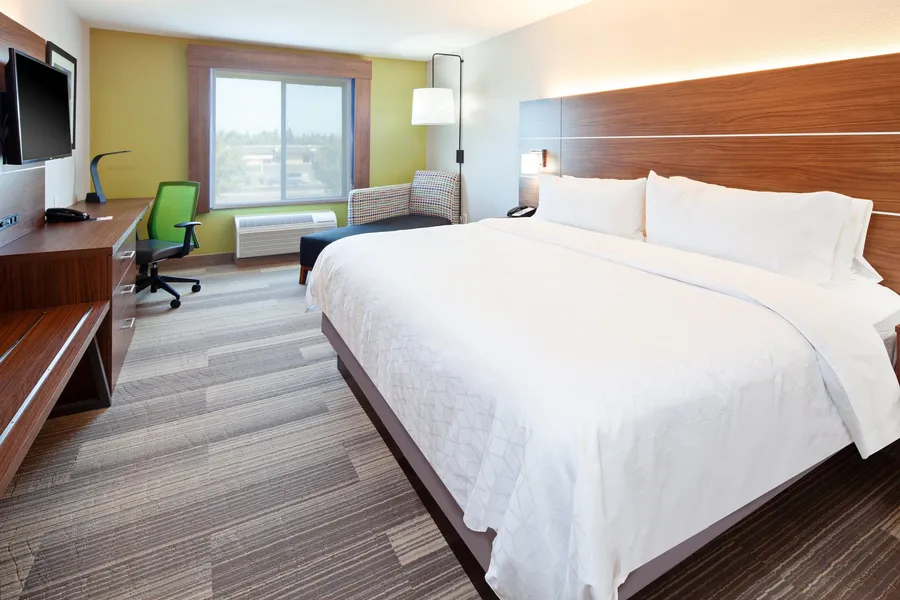 Holiday Inn Express & Suites Clovis-Fresno Area by IHG hotel detail image 6