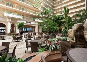 Embassy Suites by Hilton San Francisco Airport Waterfront hotel thumbnail 3