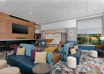Hilton Garden Inn Buffalo Airport hotel thumbnail 2