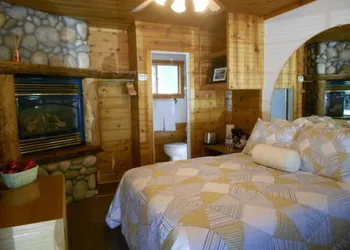 Heavenly Valley Lodge hotel thumbnail 4