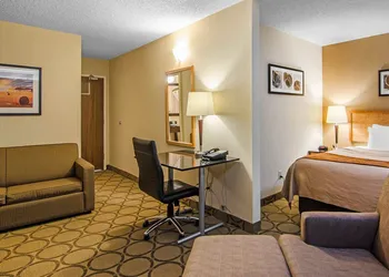 Comfort Inn Regina East hotel thumbnail 8