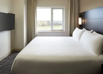 Residence Inn by Marriott Montreal Airport hotel thumbnail 5