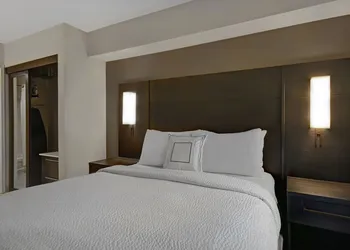 Residence Inn by Marriott Louisville Airport hotel thumbnail 8