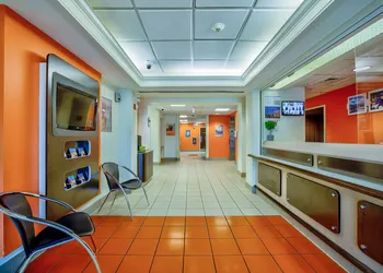 Motel 6 Burlington, ON - Toronto West - Oakville hotel thumbnail 3