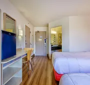 Motel 6 Burlington, ON - Toronto West - Oakville hotel detail image 7