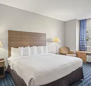 Sonesta Essential Hotels & Suites Kansas City/Blue Springs hotel detail image 7