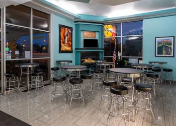 Super 8 by Wyndham Conference Center NAU/Downtown hotel thumbnail 2