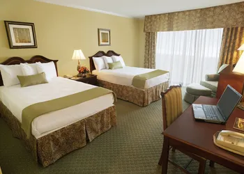Clarion Hotel & Suites Convention Center Fredericksburg hotel thumbnail 3