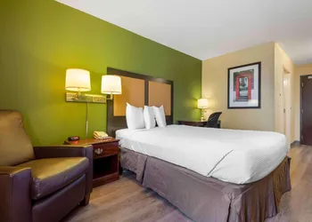 Studio 6 Corporate Extended Stay Buffalo Amherst NY hotel thumbnail 7