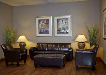 Quality Inn and Suites hotel thumbnail 3