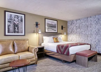 Yellowstone Park Hotel hotel thumbnail 8
