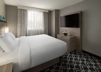 Residence Inn by Marriott Portland Downtown/RiverPlace hotel thumbnail 5