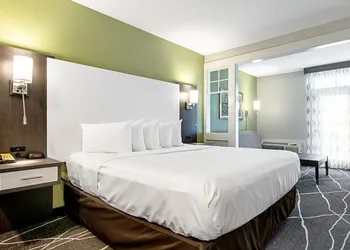 Clarion Inn Willow River hotel thumbnail 8