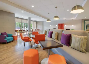 Home2 Suites by Hilton Charlotte I-77 Tyvola Rd hotel thumbnail 2