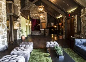 Old Stone Inn Boutique Hotel hotel thumbnail 4