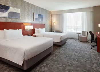 Courtyard by Marriott Ottawa East hotel thumbnail 5