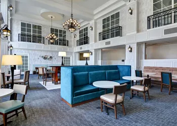 Hampton Suites Birmingham Hoover hotel thumbnail 3