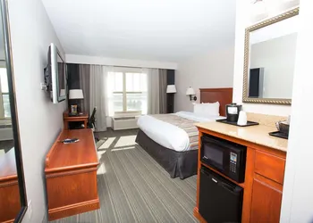 Country Inn & Suites by Radisson, Grand Forks, ND hotel thumbnail 5